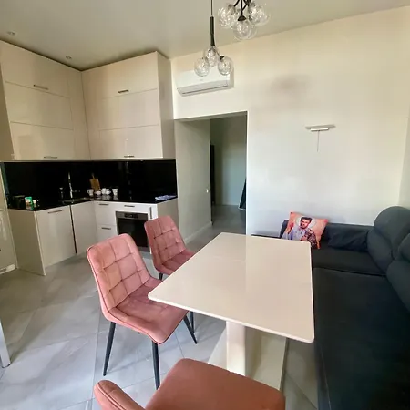 Arcadia Seaside Two Bedrooms Odesa